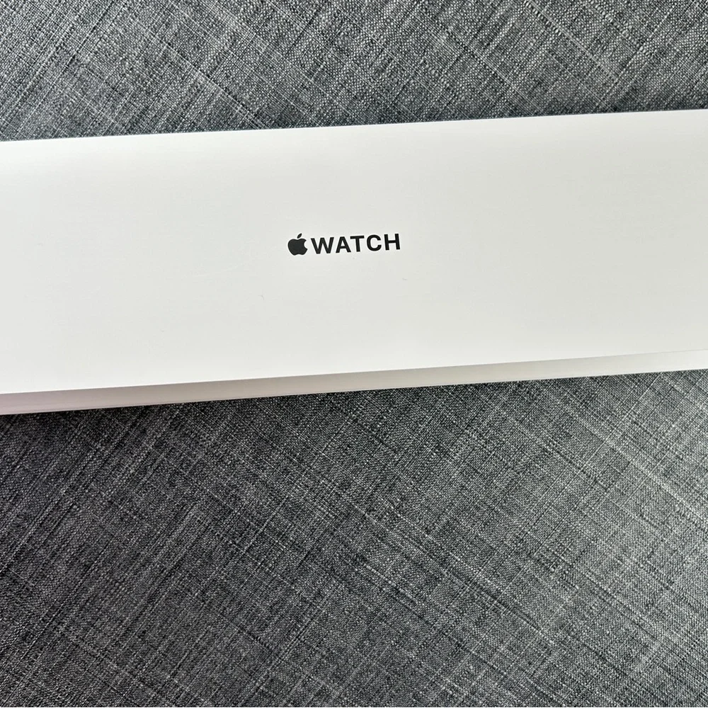 EUC Apple Watch Band 45mm